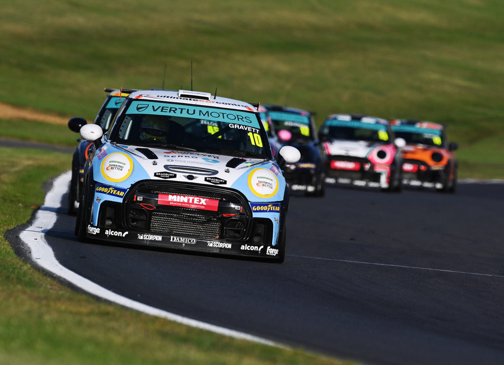 Bradley Gravett signs off with triple top-ten