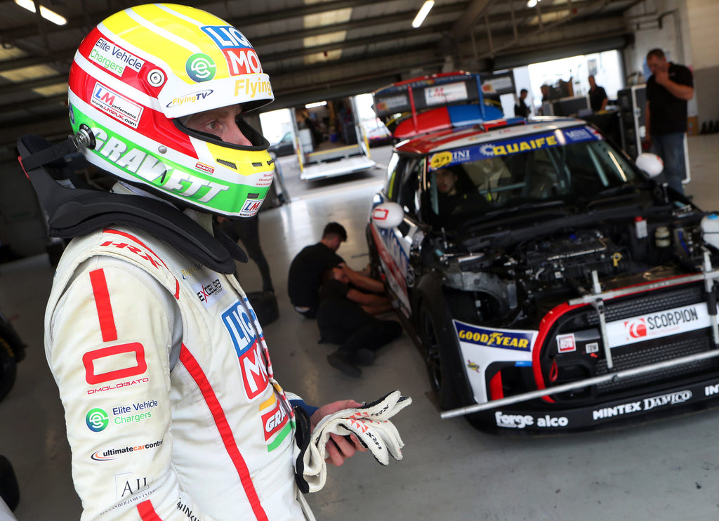 MINI Challenge JCW Pre Brands Hatch GP Report