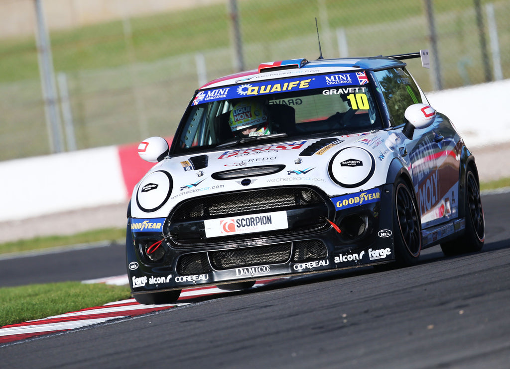 MINI Challenge JCW Pre Brands Hatch GP Report