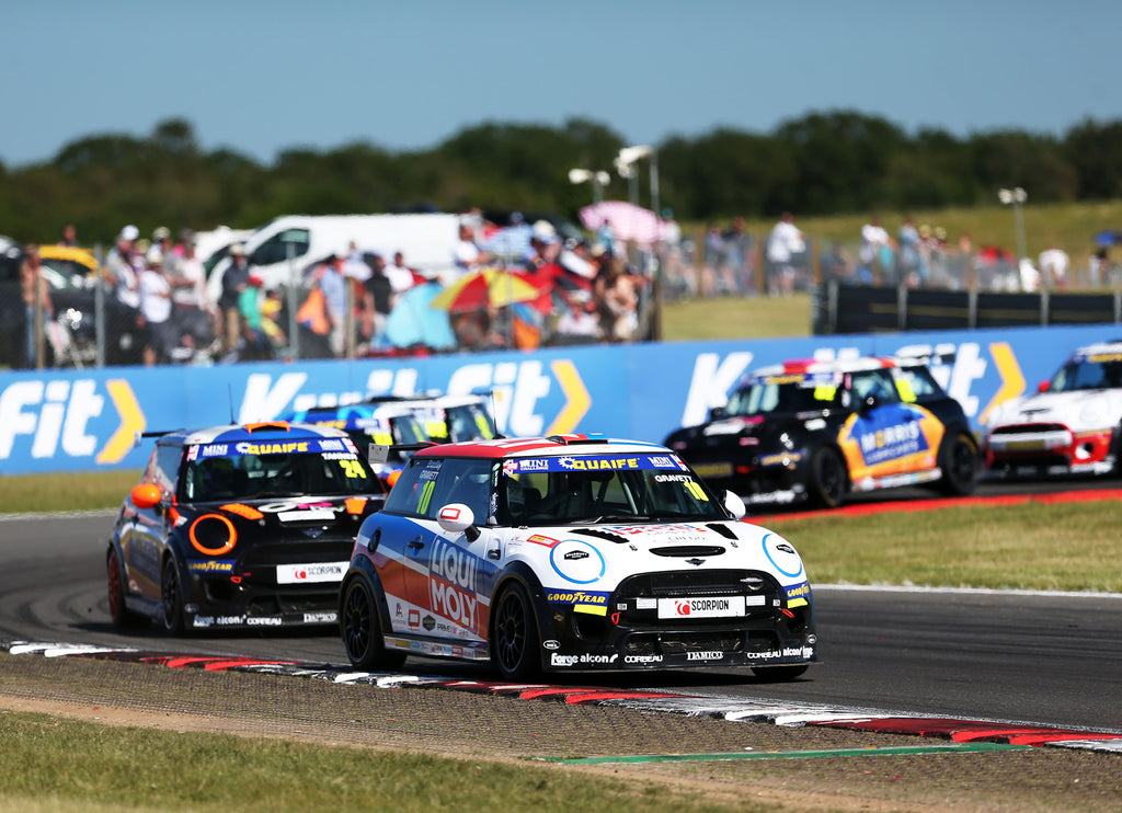 MINI Challenge JCW Pre Brands Hatch Indy Report